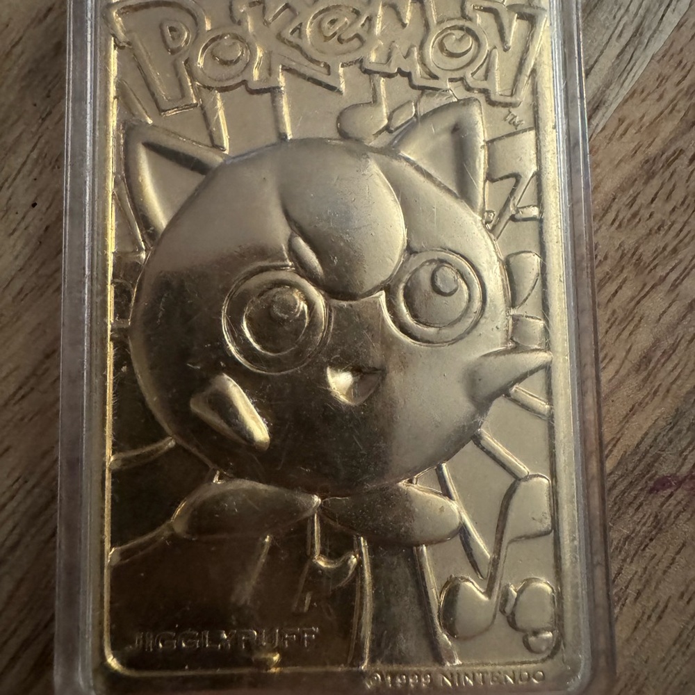 Pokemon Gold Jigglypuff Collectible Card